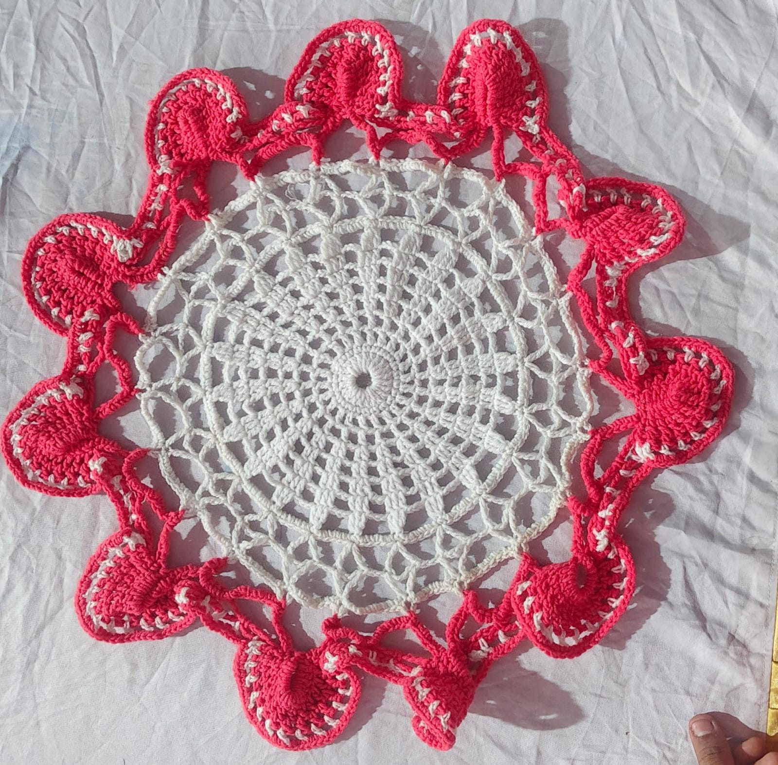 WhatsApp Image 2025-12-03 at 21.01.36_6e4c561c Pink/White - Image 1